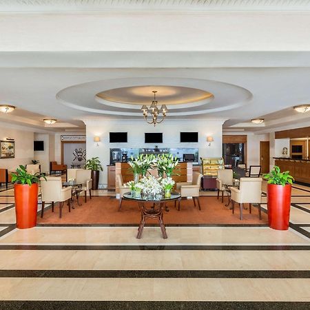 Moevenpick Hotel Doha Eksteriør billede