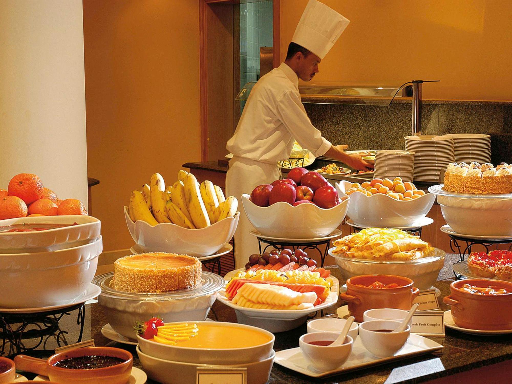Moevenpick Hotel Doha Eksteriør billede