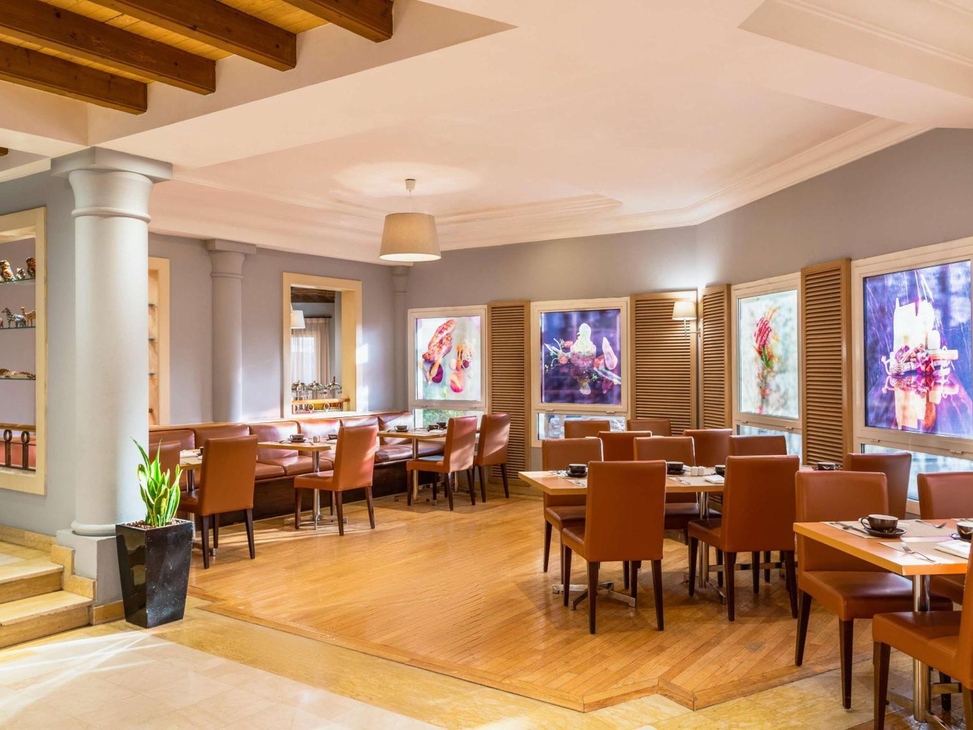 Moevenpick Hotel Doha Eksteriør billede