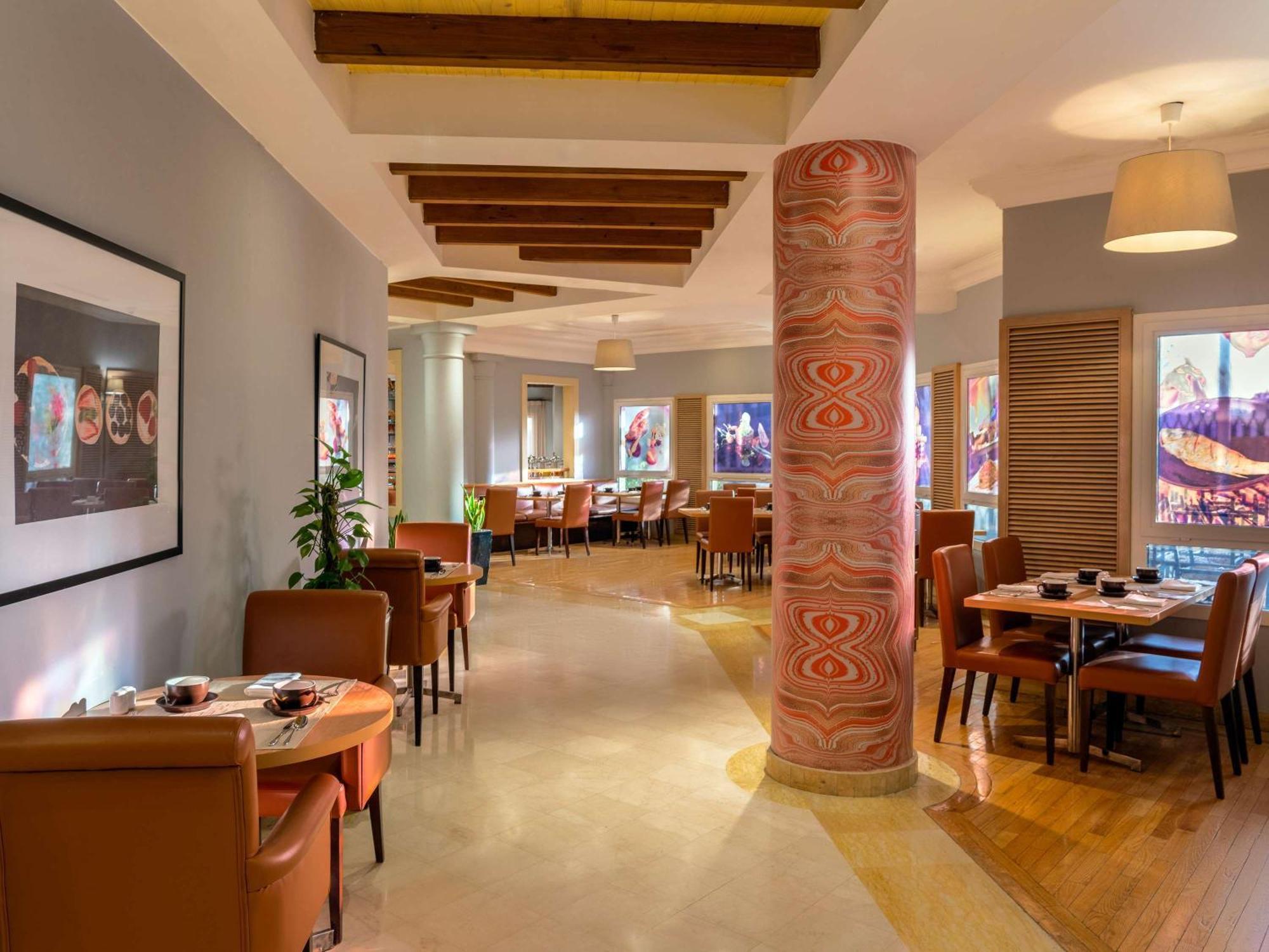 Moevenpick Hotel Doha Eksteriør billede