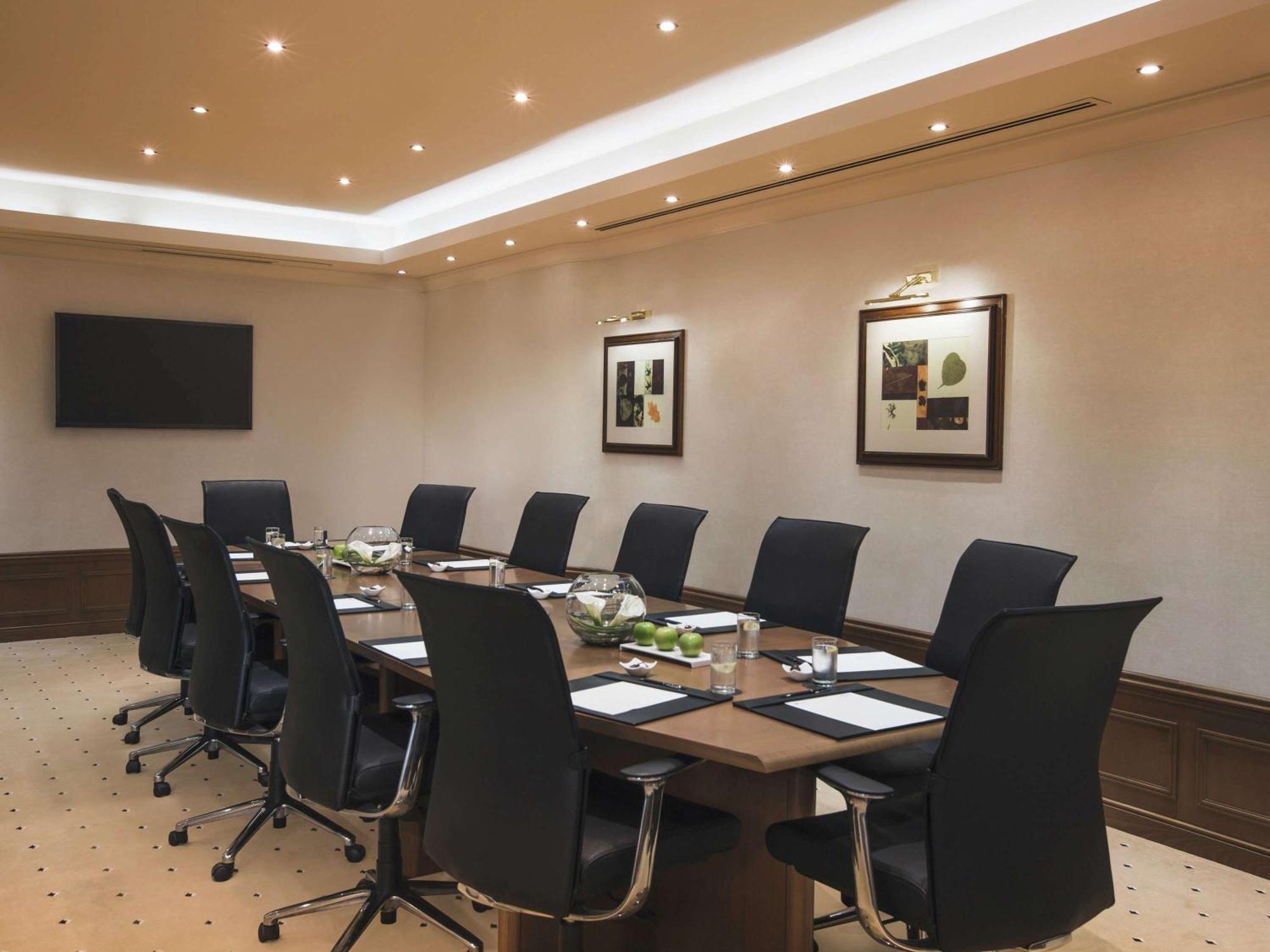 Moevenpick Hotel Doha Eksteriør billede