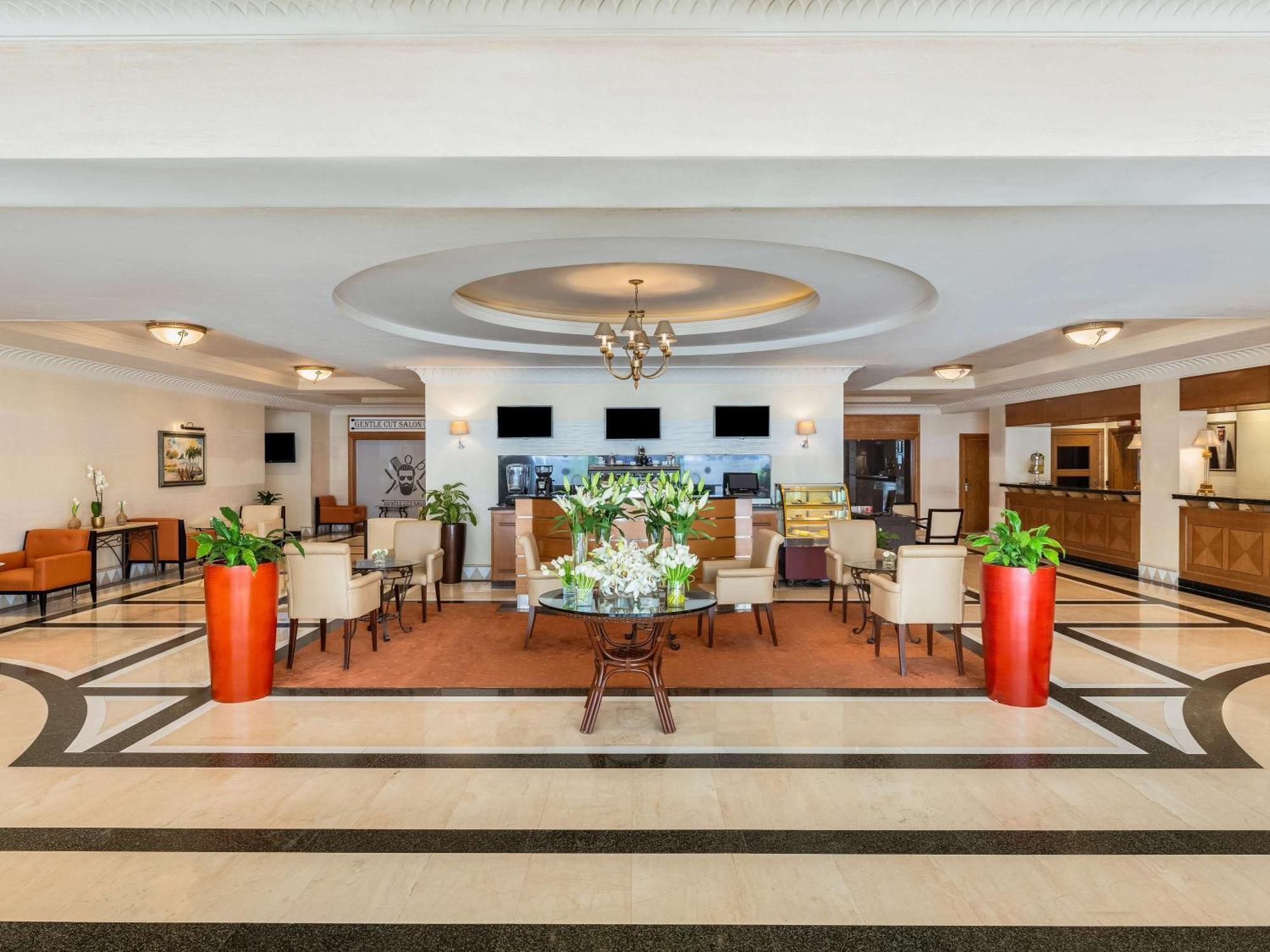 Moevenpick Hotel Doha Eksteriør billede