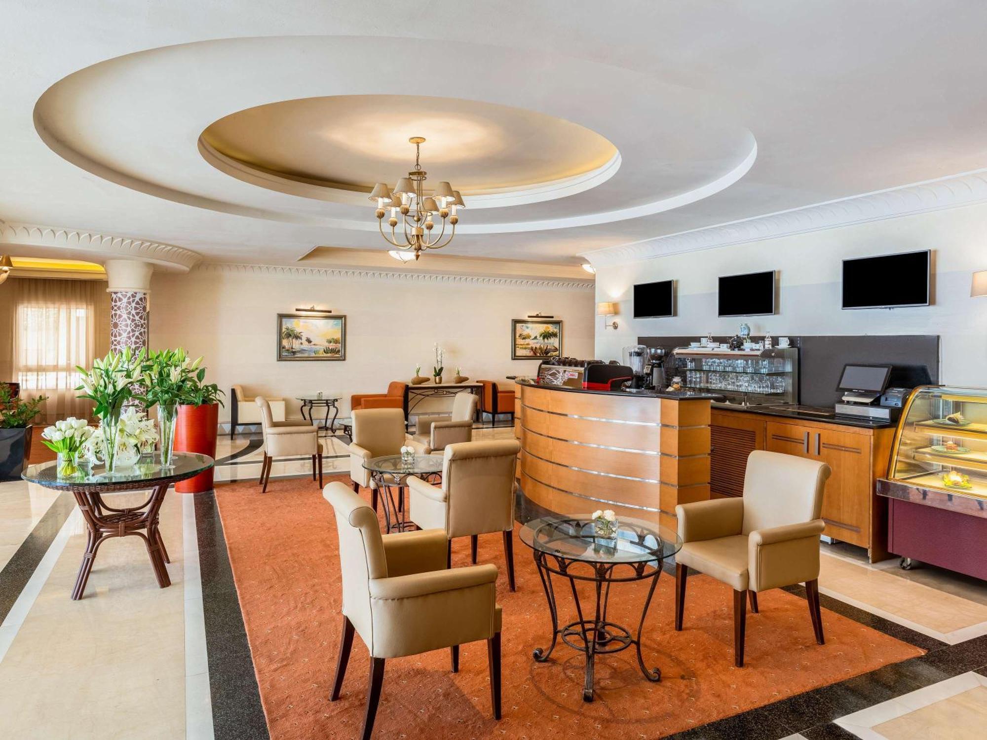 Moevenpick Hotel Doha Eksteriør billede